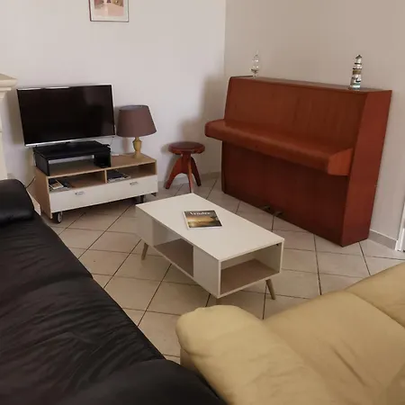 Holiday home Maison Renovee A 400m De La Du Phare, Ideale Pour 6 Pers. - Fr-1-194-297 La Tranche-sur-Mer