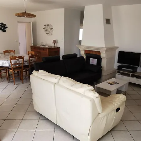 Holiday home Maison Renovee A 400m De La Du Phare, Ideale Pour 6 Pers. - Fr-1-194-297 La Tranche-sur-Mer